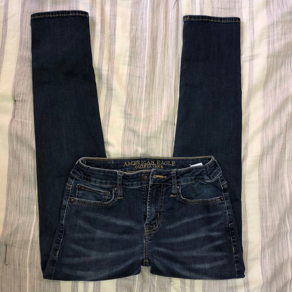American Eagle Medium Wash Jeans